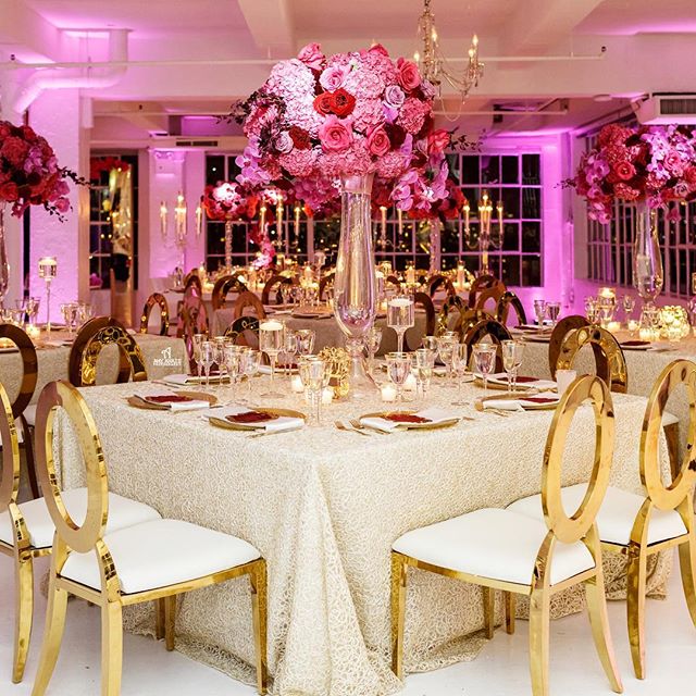 Swooning over this vibrant color palate!! I'm a sucker for gold!  @makiniregaldesigns @ellescoutureevents