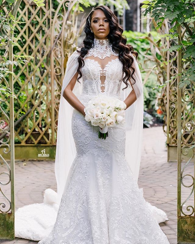 Literally a Queen  Obsessed over @designeve entire bridal look! Perfection!!!!  @crystaldesign_official ???? @modimel  @bellamayven  @marleneglamevents